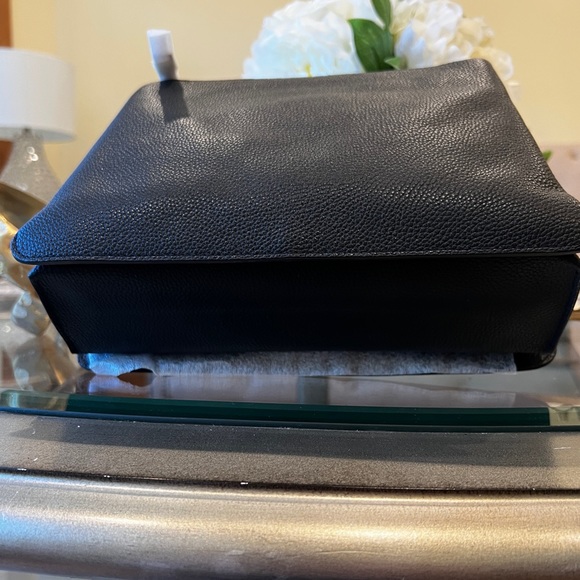 Coach Double Zip Shoulder Crossbody Bag Black - Picture 7 of 16